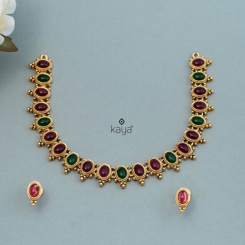 NV101284 - Antique Choker with Earrings