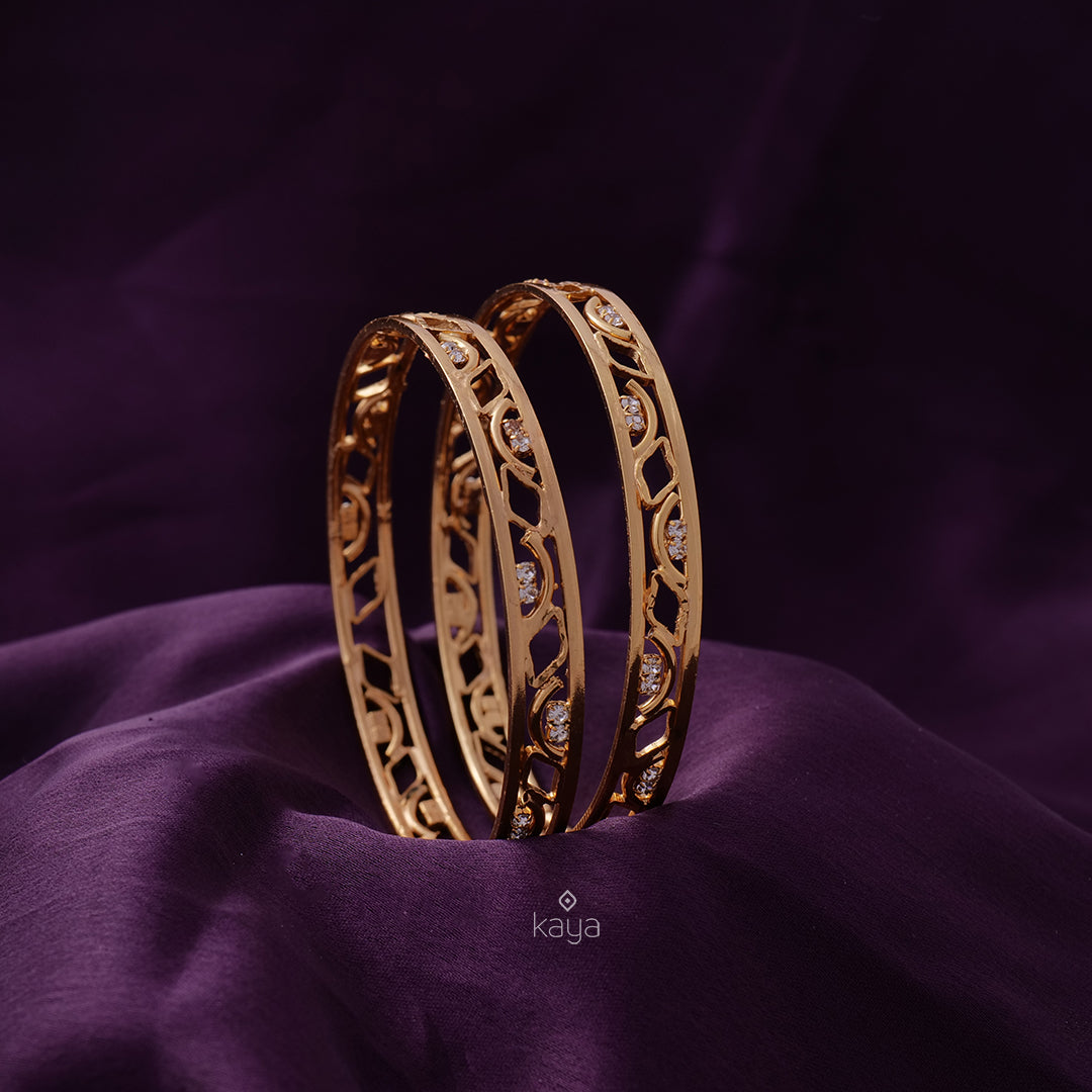 KF200158 - Gold Plated stone bangle (pair)