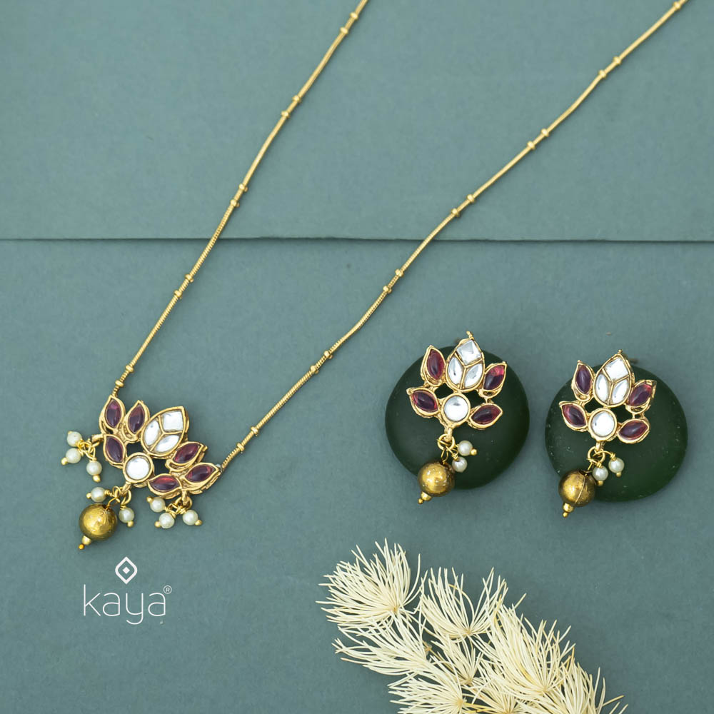 NV101282 - Lotus Pendant  Simple Necklace Set