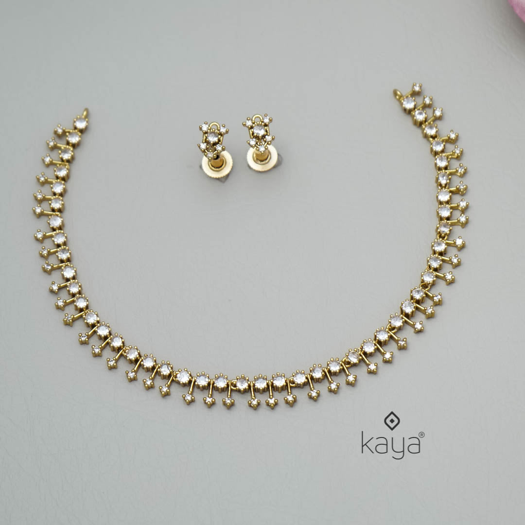 SC101321 - AD Choker/Necklace with matching Earrings