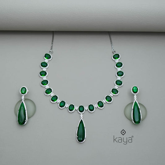 KM101356 - AD Choker Necklace with matching Earrings