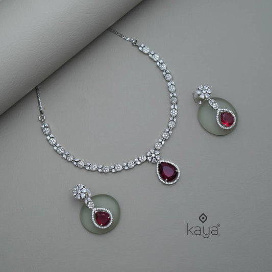 KM101361 - AD Choker Necklace with matching Earrings