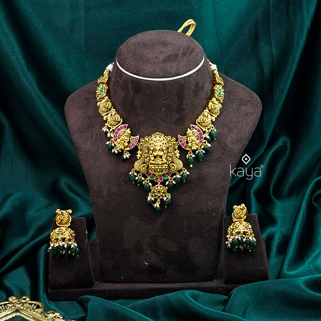 KK101203 - Antique Temple Choker  Necklace set