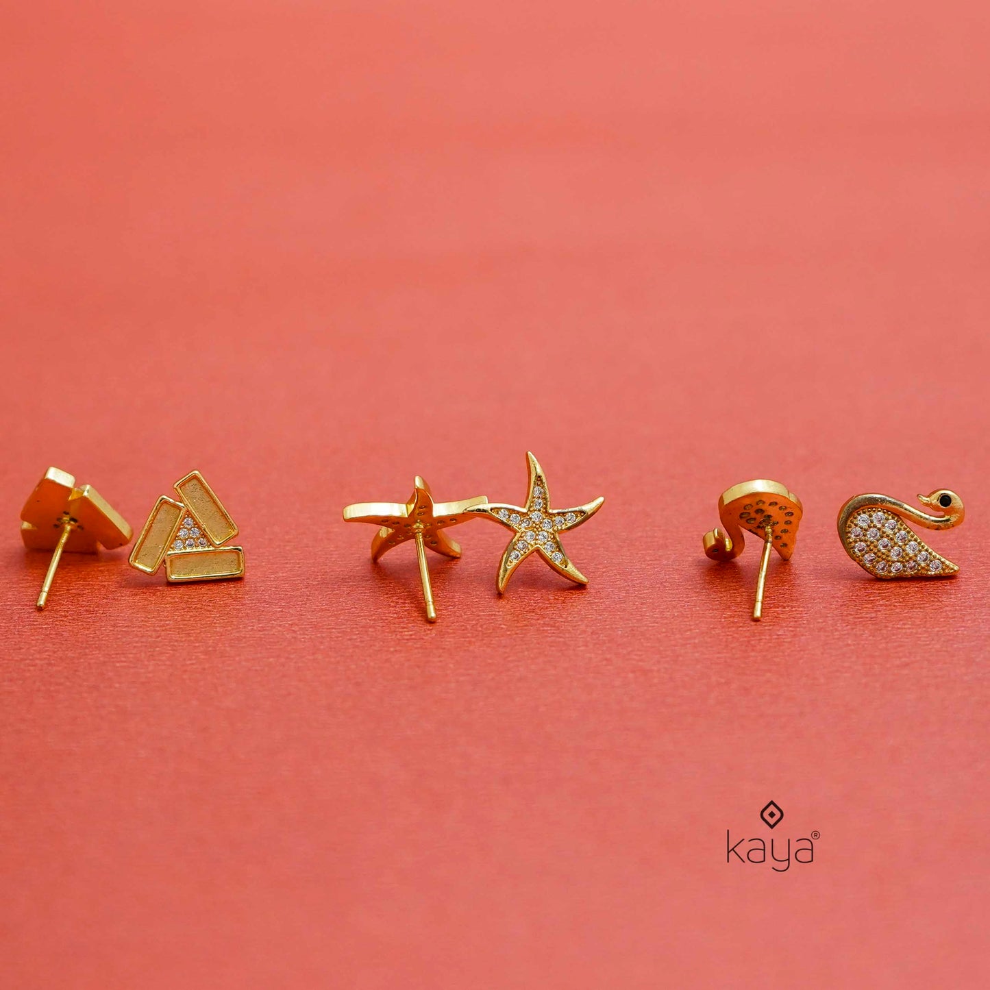 KJ101194 - Combo stud Earrings (Gold Toned)