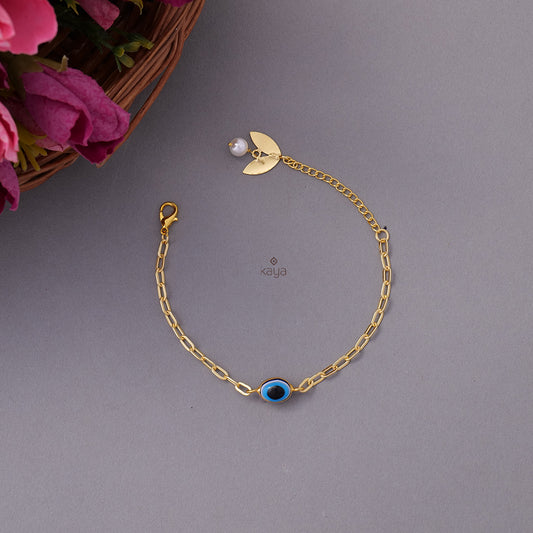 AS100989 -Gold Toned simple Bracelet (Hand chain)