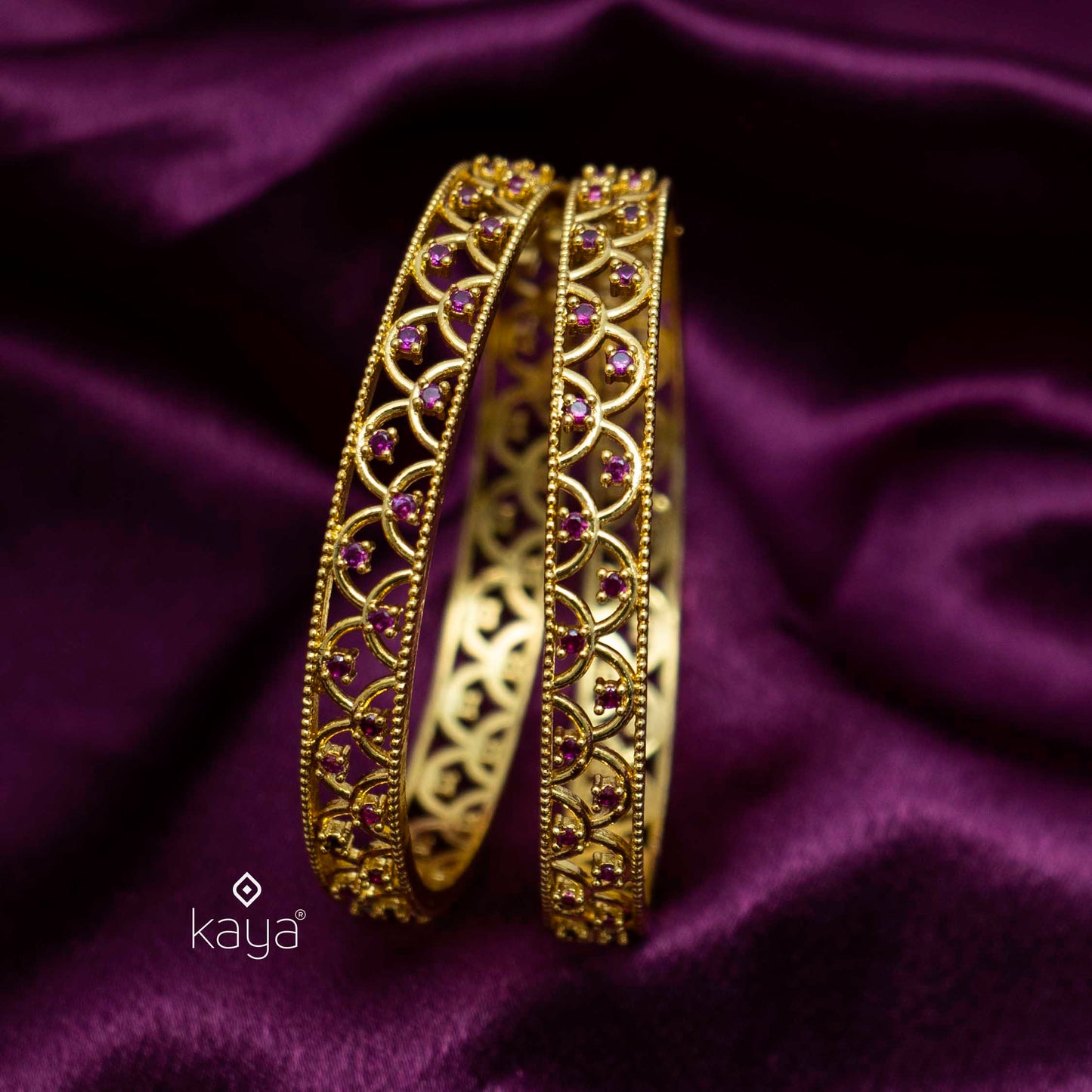 SG100983 - Gold Plated stone bangle (pair)