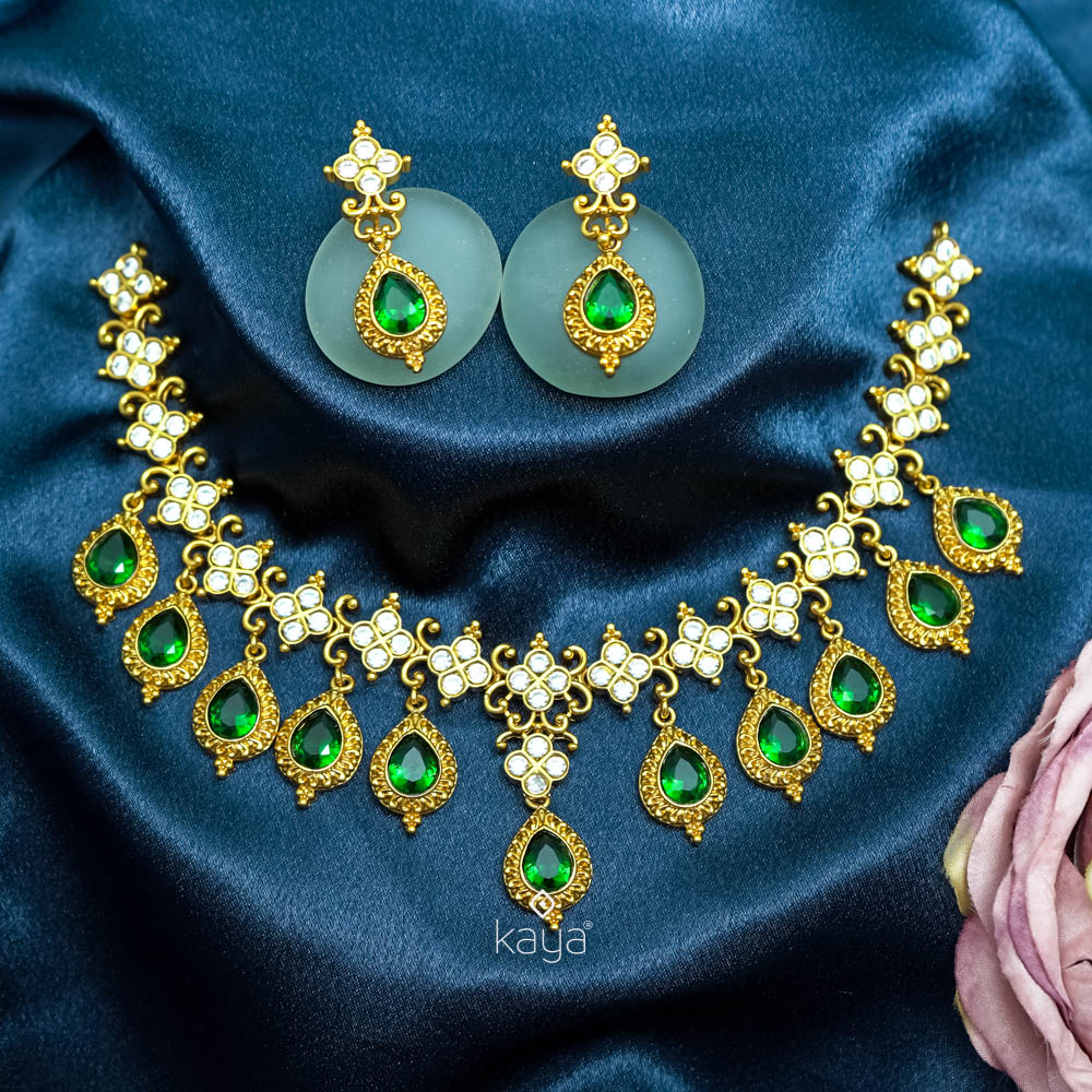KK101261 - AD Stone Necklace with Earring set