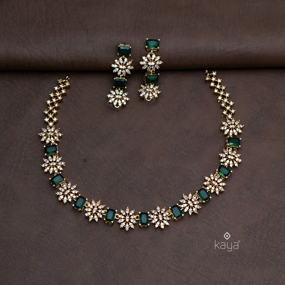 SN101286 - Premium Antique AD Stone Choker with Earrings