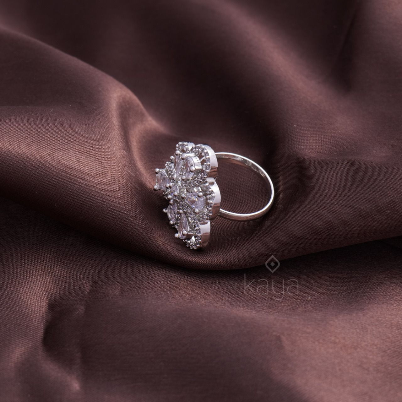 Ailsa - Classic Solitaire Rings