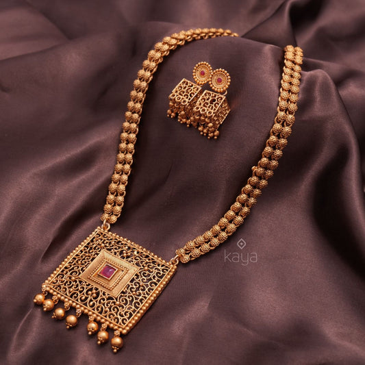 Chetha - Long Antique Necklace