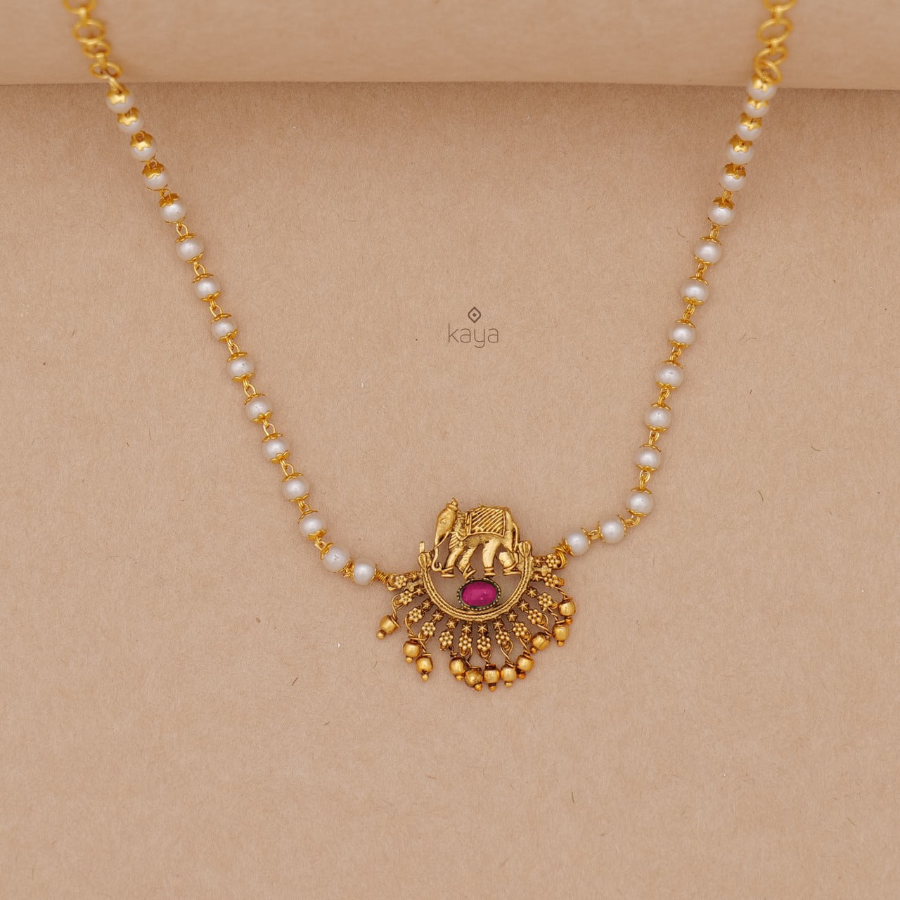 Haati - Pearl Necklace Set