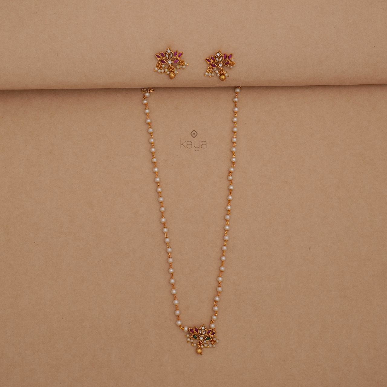Lotus Pendant Pearl Haram Necklace Set