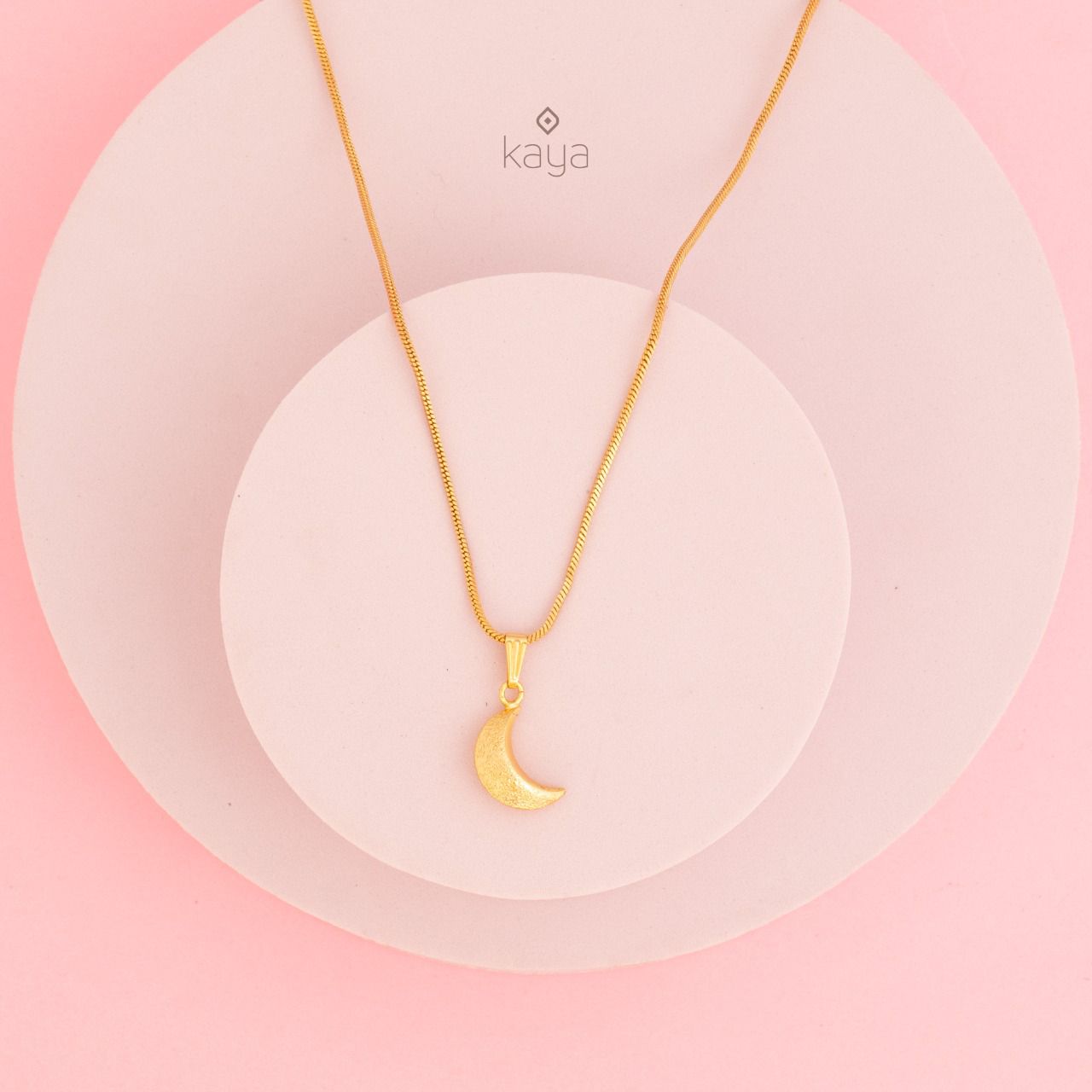 Moon Pendant With Simple Chain - SK10098